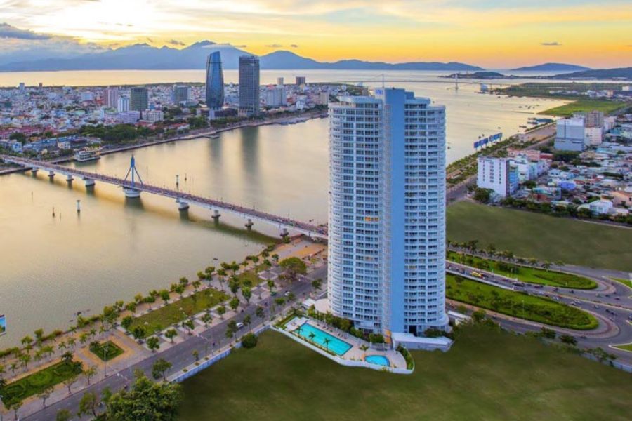 toa-nha-thap-doi-time-square