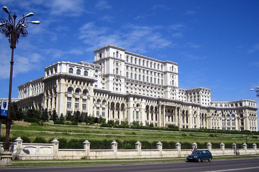 toa-nha-quoc-hoi-cao-nhat-the-gioi-2