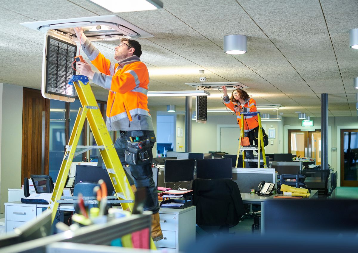 Bang-gia-dich-chuyen-van-phong-cho-thue-quan-1-3