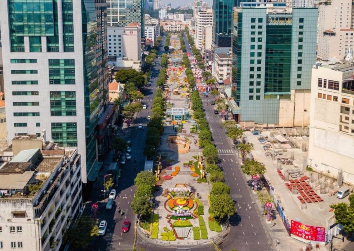 nhung-con-duong-mang-ten-vi-anh-hung-3