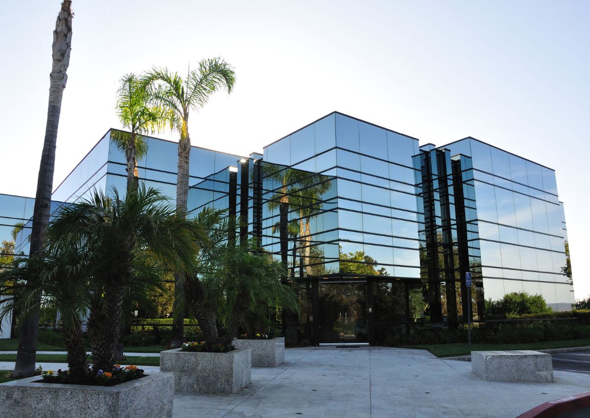 Nen-thue-van-phong-quan-1-hay-quan-3-1