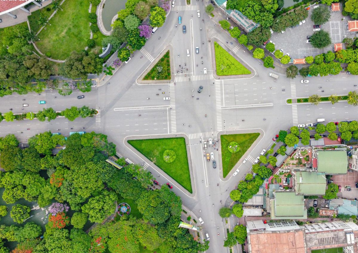 Nhung-con-duong-dai-nhat-Ha-Noi-2