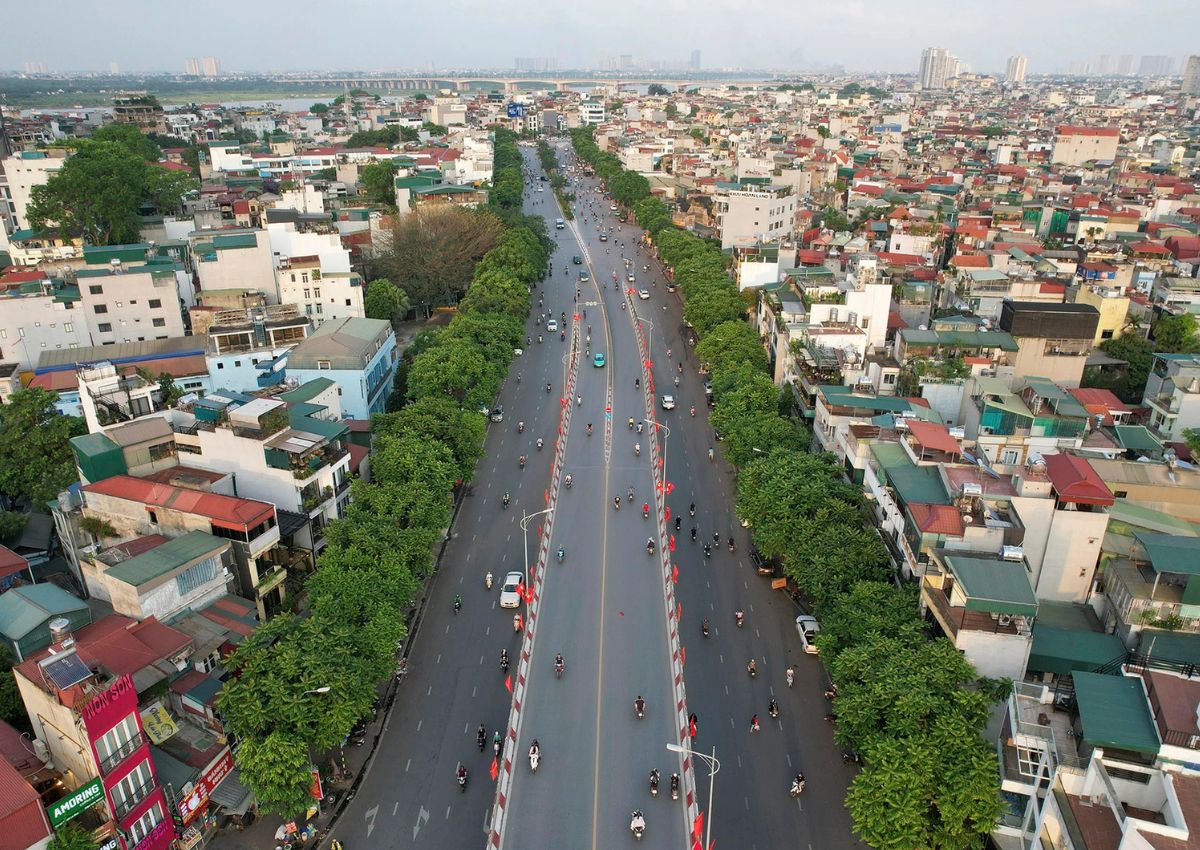 Nhung-con-duong-dai-nhat-Ha-Noi-3