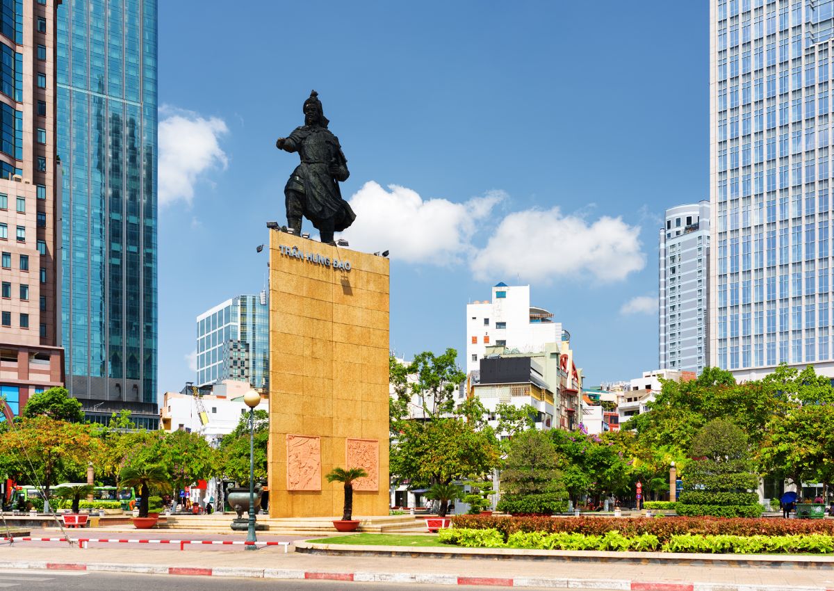 Nhung-con-duong-ten-3-chu-tai-TPHCM-2