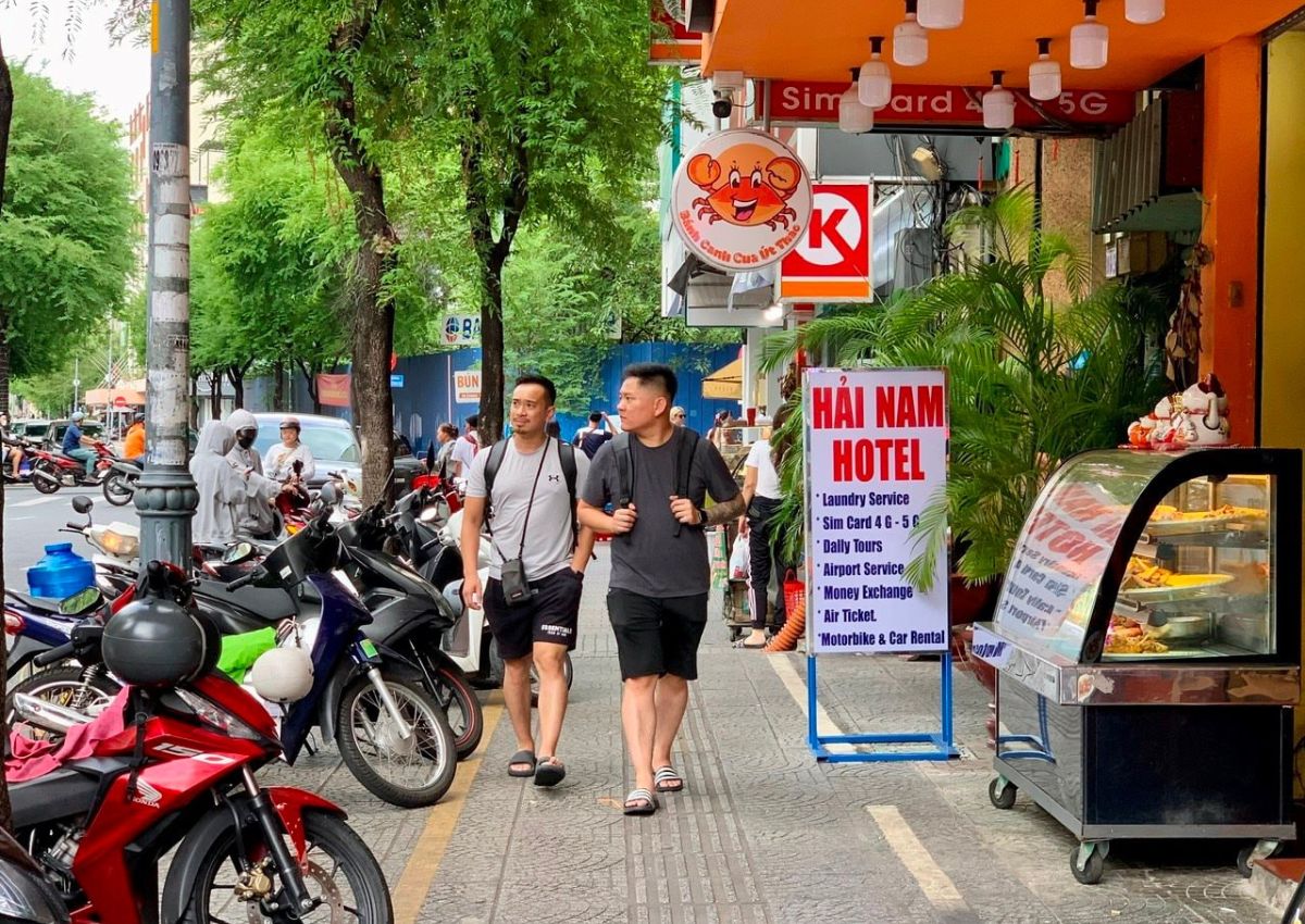 Thue-mat-bang-via-he-quan-Binh-Thanh-1