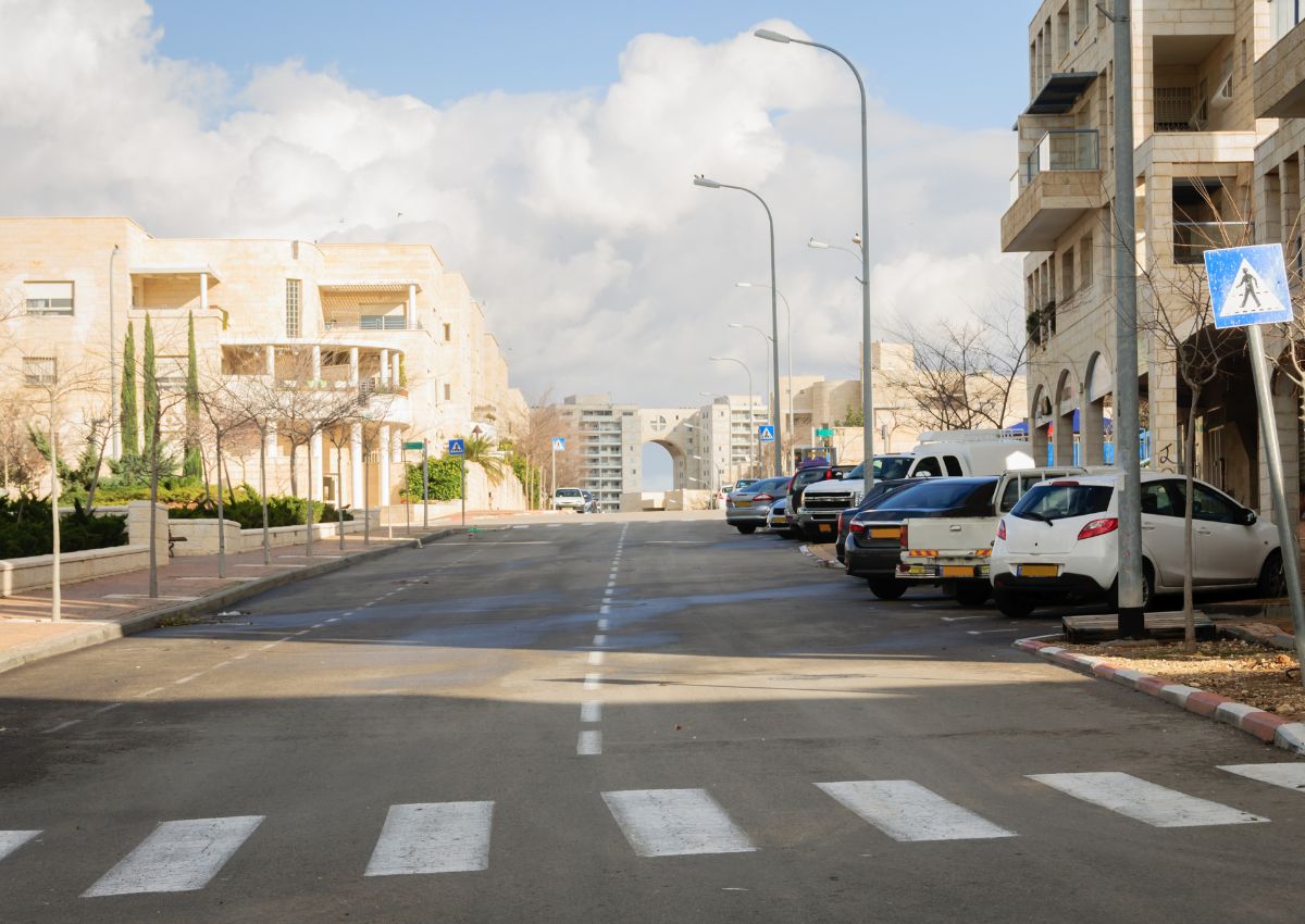 4-Con-duong-kho-doc-ten-nhat-Sai-Gon-2