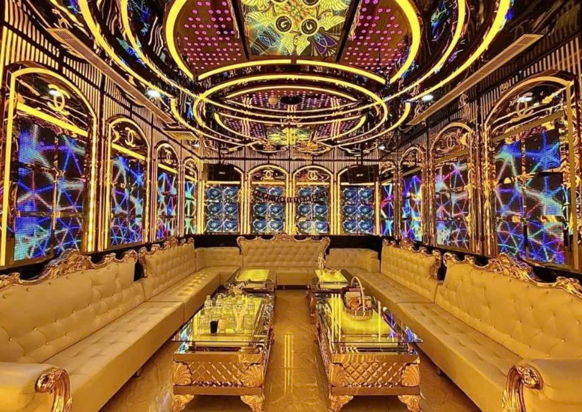 Cach-thiet-ke-quan-karaoke-thu-hut-1