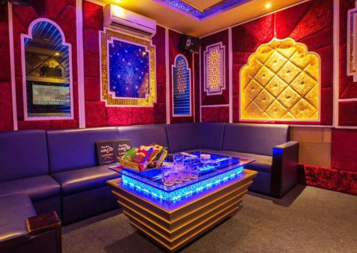 Cach-thiet-ke-quan-karaoke-thu-hut-3