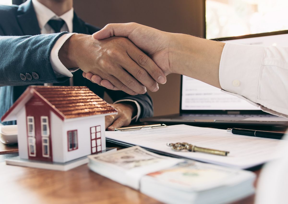 Mua-ban-nha-dat-dong-thue-gi-3