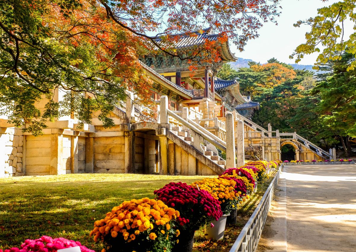 Nha-gan-chua-co-tot-khong-3