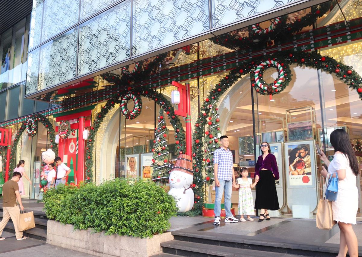 5-con-duong-trang-tri-noel-1