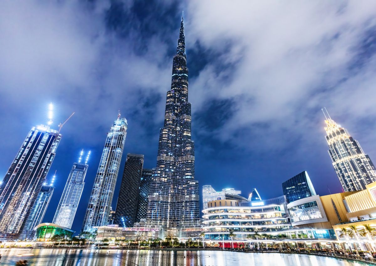 kham-pha-toa-nha-cao-nhat-dubai-burj-khalifa-3