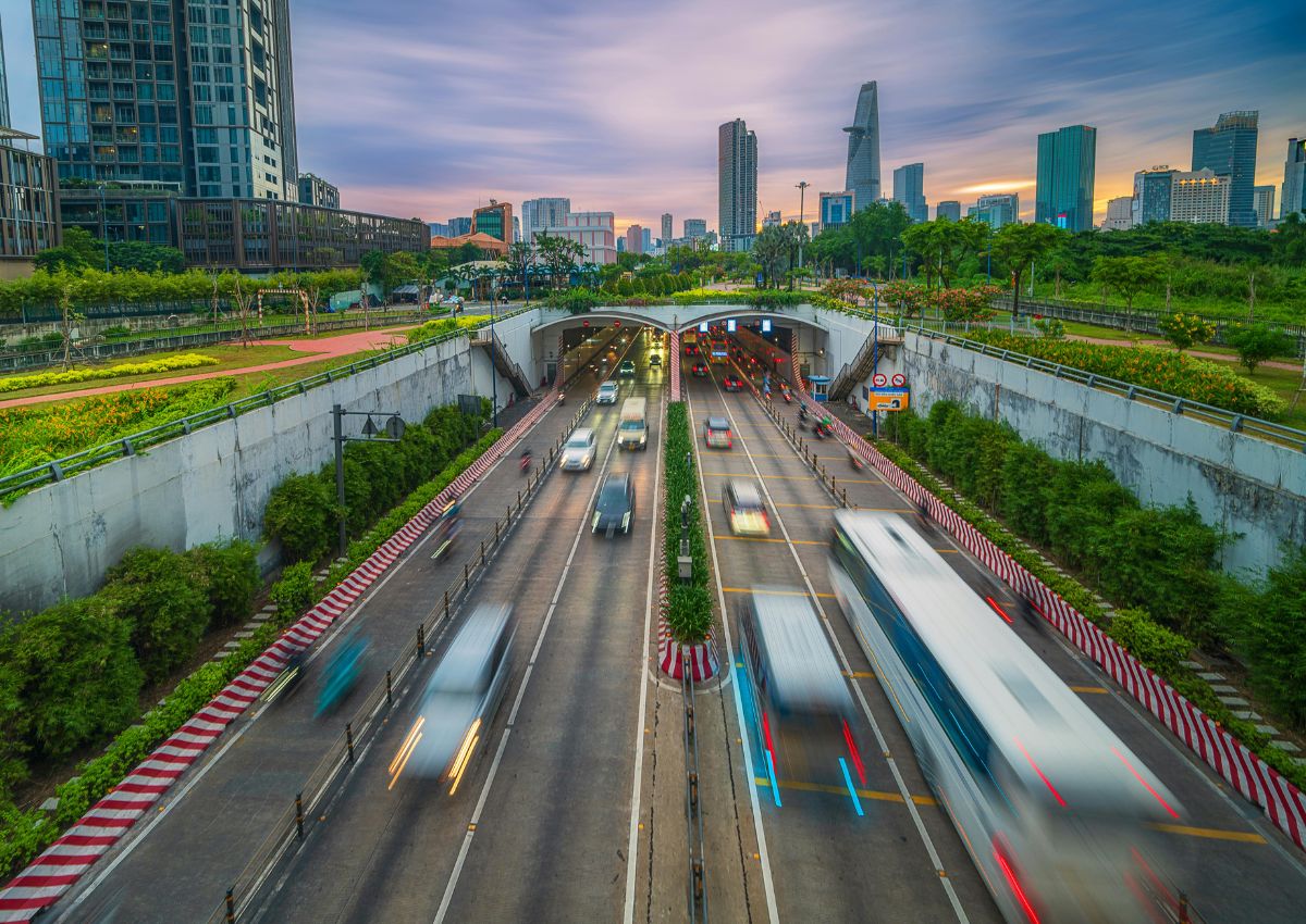 Con-duong-co-ten-2-chu-o-tphcm-3