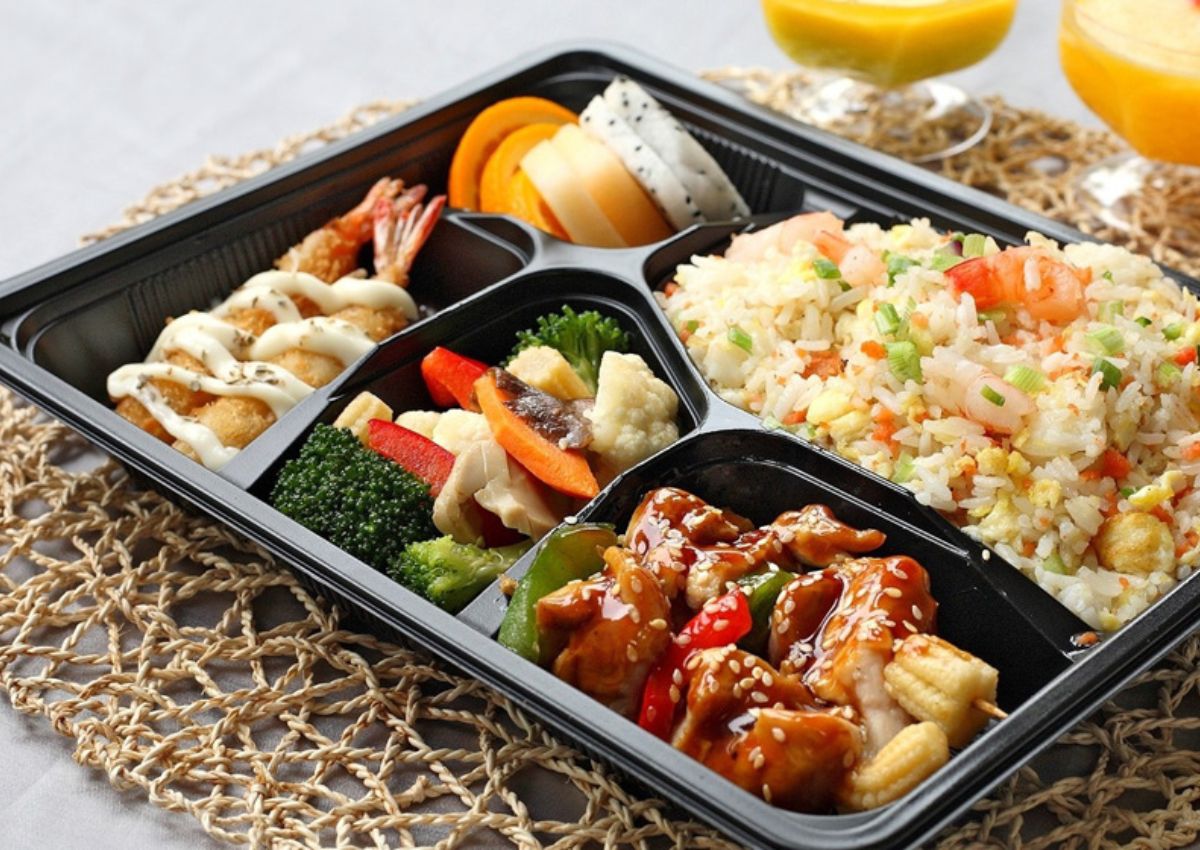 top-5-quan-com-van-phong-quan-binh-tan-1