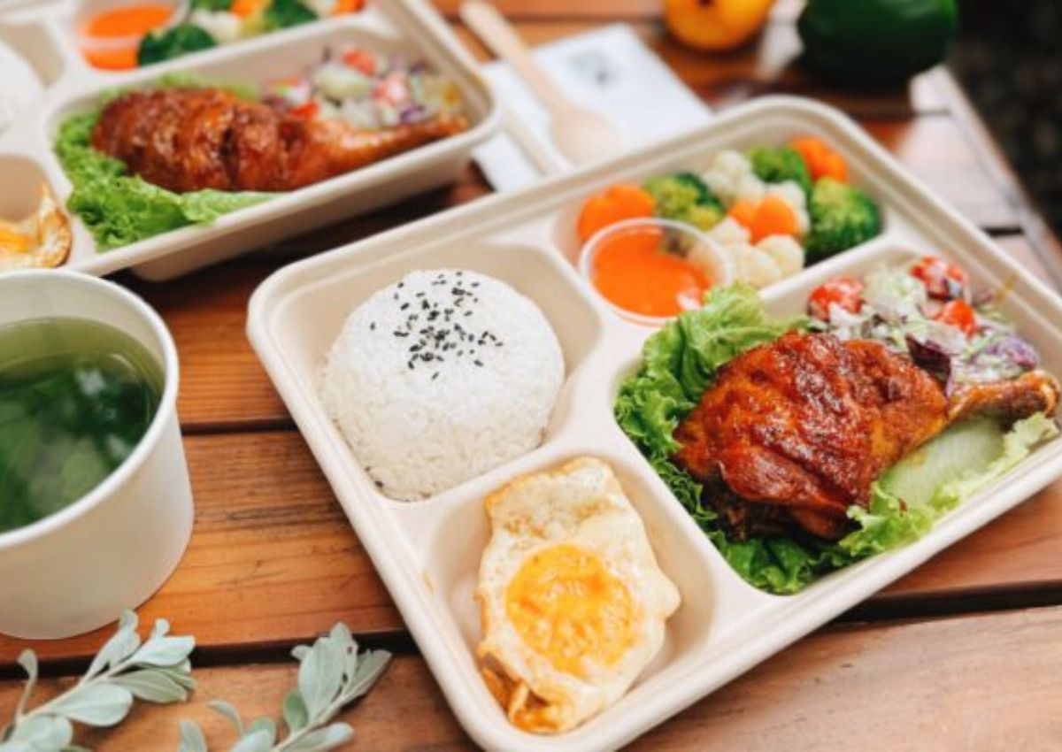 top-5-quan-com-van-phong-quan-binh-tan-2