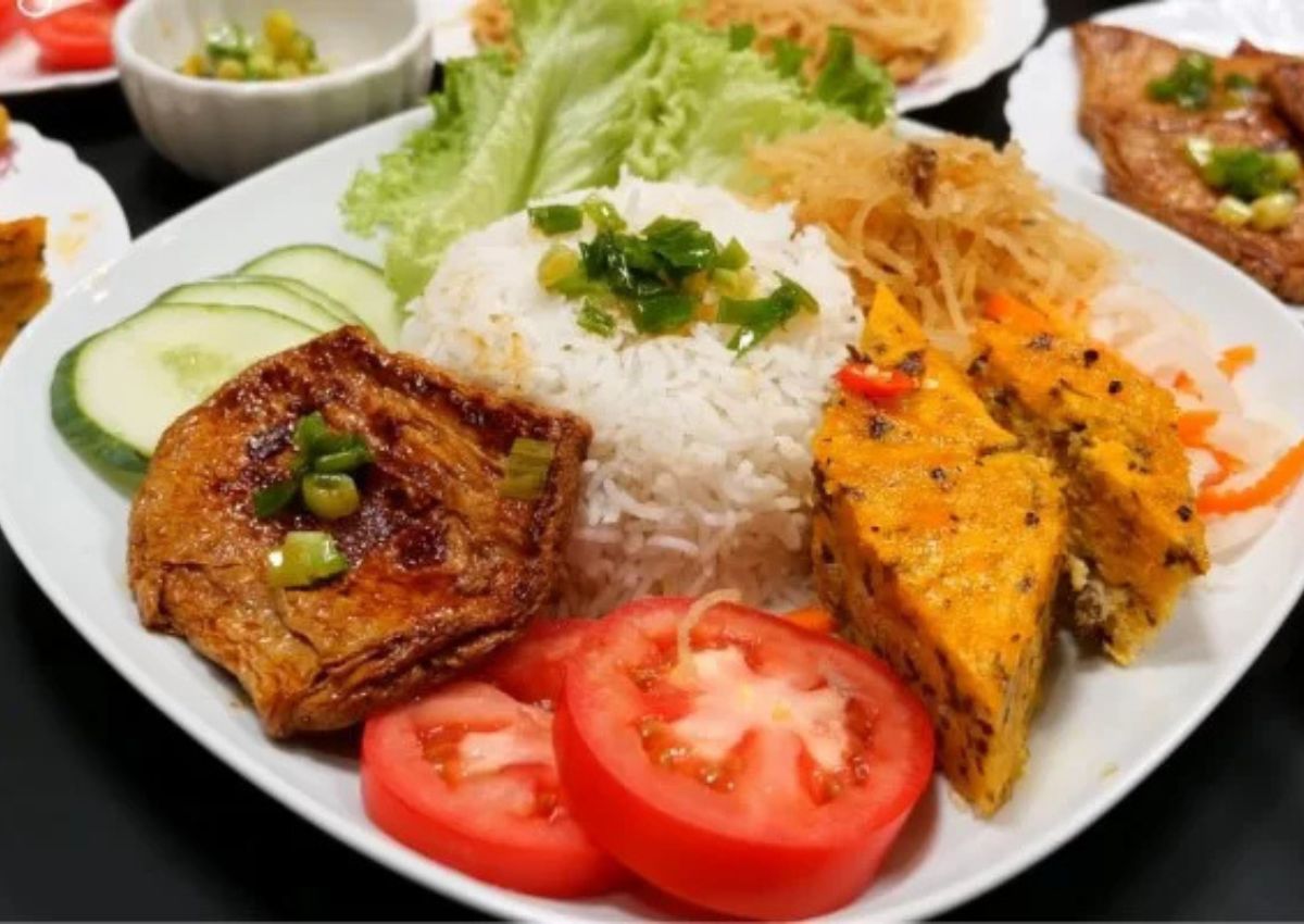 8-quan-com-tam-ngon-quan-1-1