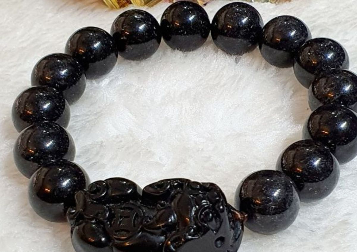 menh-moc-hop-da-phong-thuy-mau-gi-3