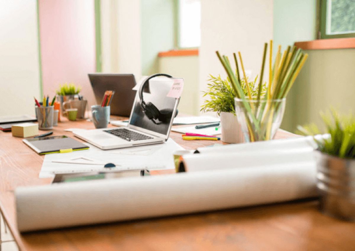 phong-thuy-ban-lam-viec-cho-nguoi-menh-hoa-3