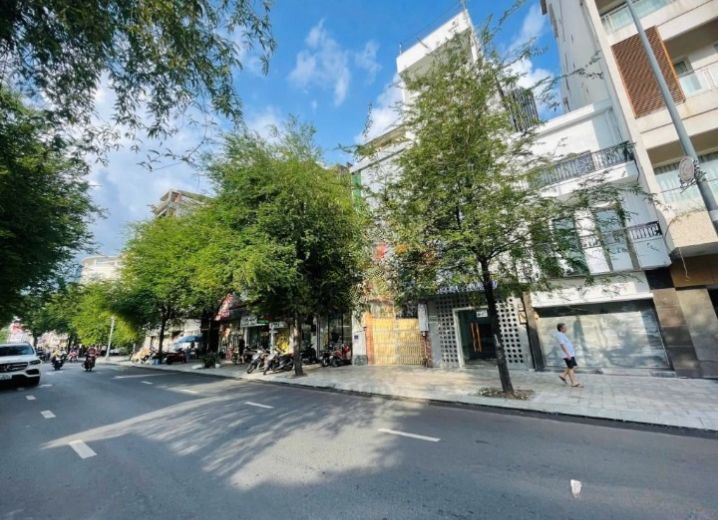 Cho Thuê Mặt Bằng Mặt Tiền 115 Lê Thánh Tôn Phường Bến Thành Quận 1