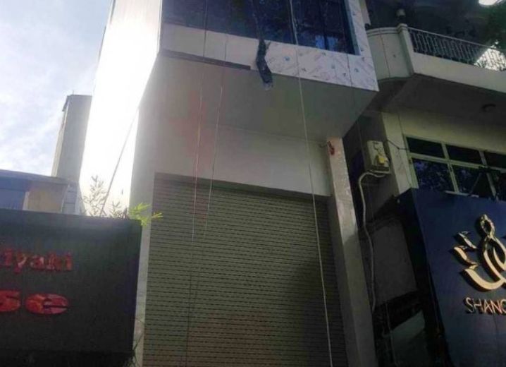 Cho Thuê Mặt Bằng Mặt Tiền 202 Trần Hưng Đạo Phường Nguyễn Cư Trinh Quận 1