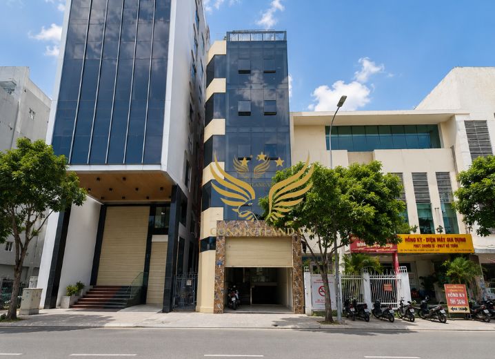 Cho Thuê Tòa nhà 57-57A Hồ Hảo Hớn Phường Cô Giang Quận 1