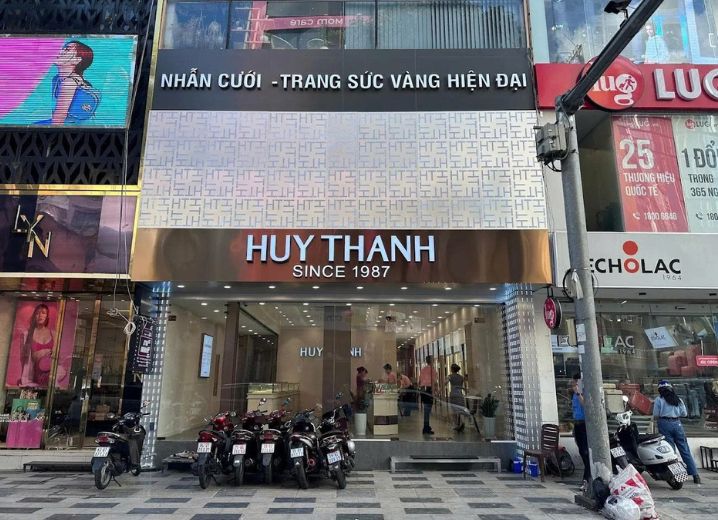 Cho Thuê Mặt Bằng 10-12 Nguyễn Trãi Phường Phạm Ngũ Lão Quận 1