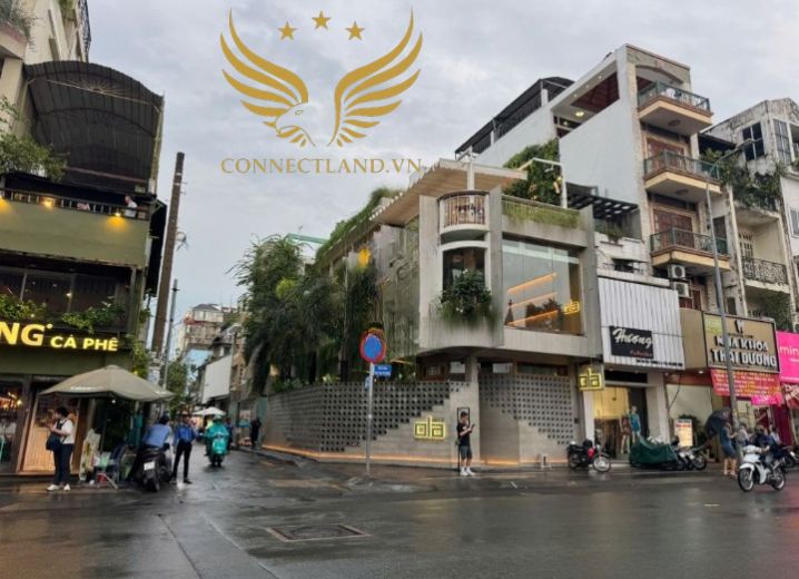 Cho Thuê Mặt Bằng Góc 2MT 270-272 Hai Bà Trưng Phường Tân Định Quận 1