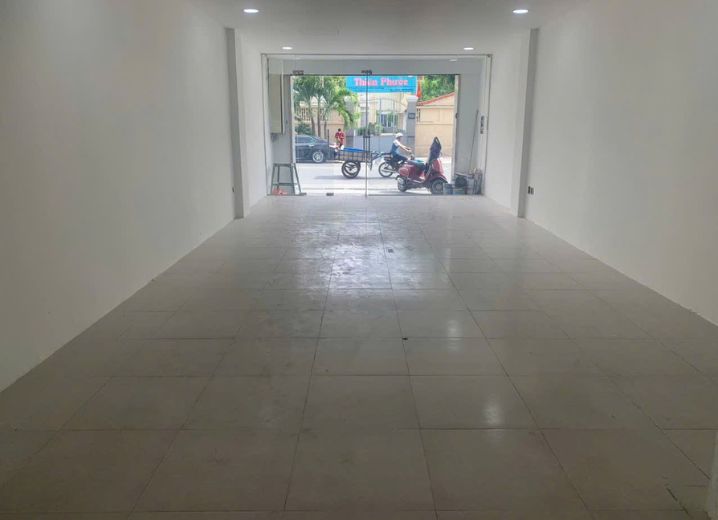 Cho Thuê Mặt Bằng 294 Hai Bà Trưng Phường Tân Định Quận 1