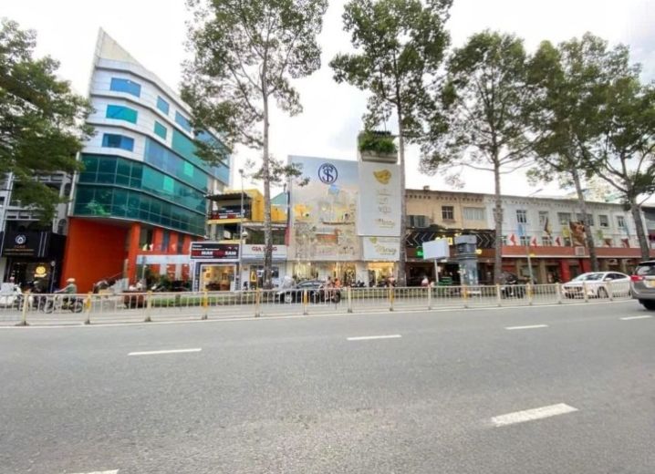 Cho Thuê Mặt Bằng Mặt Tiền 94 Trần Hưng Đạo Phường Phạm Ngũ Lão Quận 1