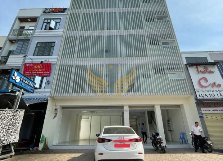 Cho Thuê Tòa Nhà 900-902-904 Cách Mạng Tháng Tám Phường 5 Quận Tân Bình