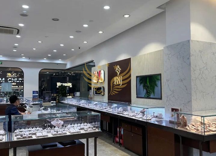 Cho Thuê Tòa Nhà 909 Hậu Giang Phường 11 Quận 6