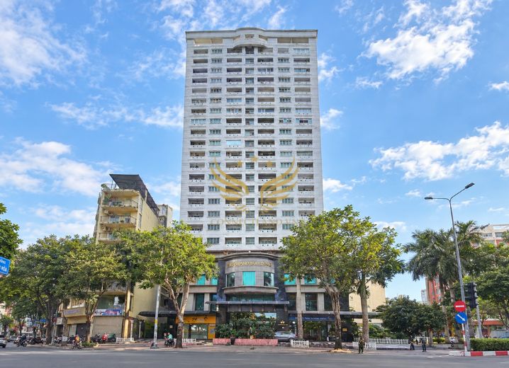 International Plaza Building