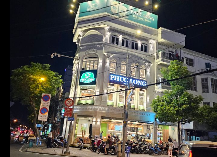 Cho Thuê Mặt Bằng GÓC 2MT Số 1 Đoàn Như Hài Phường Xóm Chiếu Quận 4