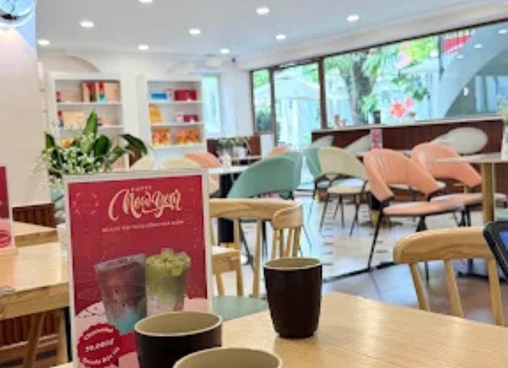 Cho Thuê Mặt Bằng GÓC 2MT 113 Nguyễn Văn Hưởng Phường Thảo Điền Quận 2