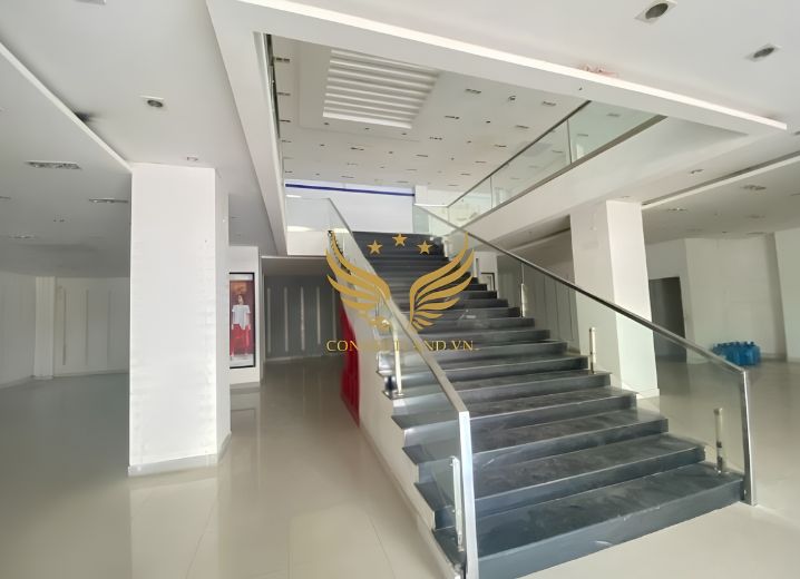 Cho Thuê Mặt Bằng 131 Nguyễn Trãi Phường 2 Quận 5