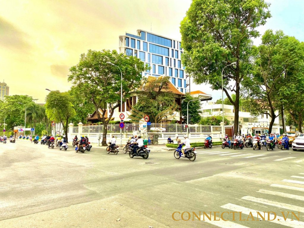 Cho Thuê Mặt Bằng Góc 2MT 216 Võ Thị Sáu Quận 3