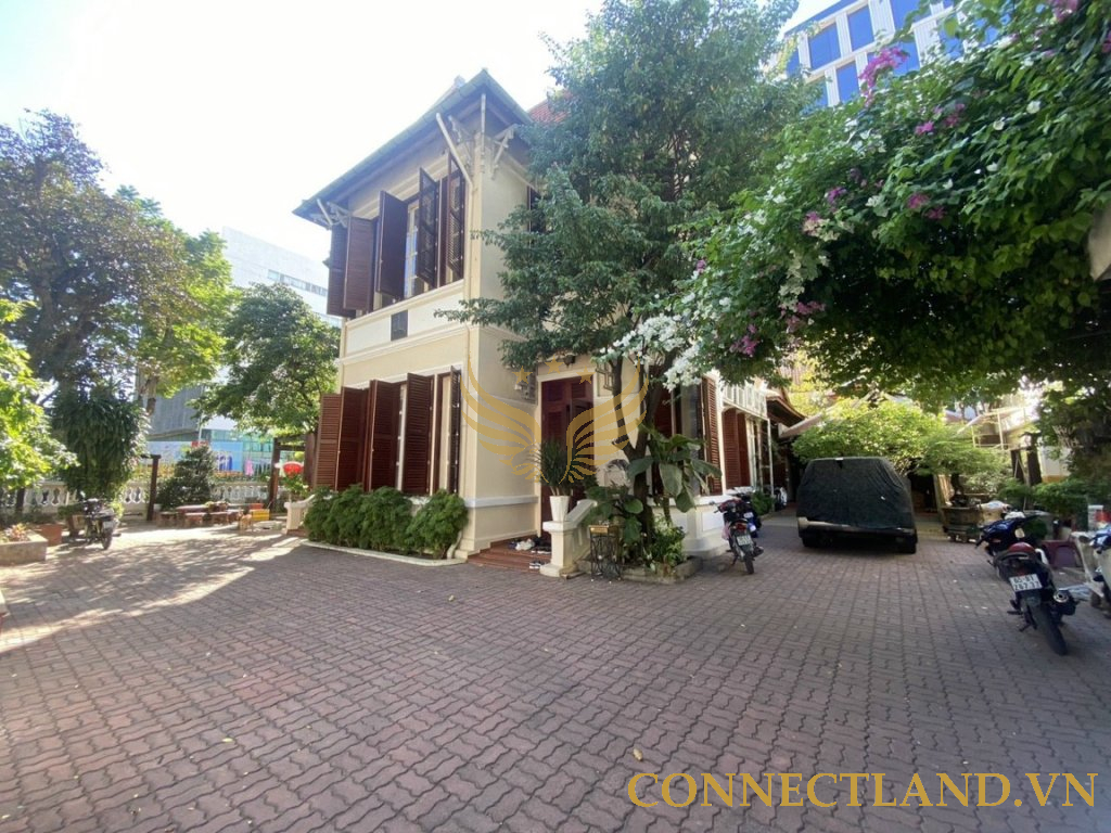 Cho Thuê Mặt Bằng Góc 2MT 216 Võ Thị Sáu Quận 3