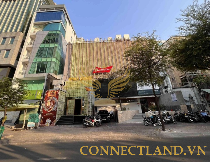 Cho Thuê Mặt Băng GÓC 2MT 65 Võ Văn Tần, Quận 3