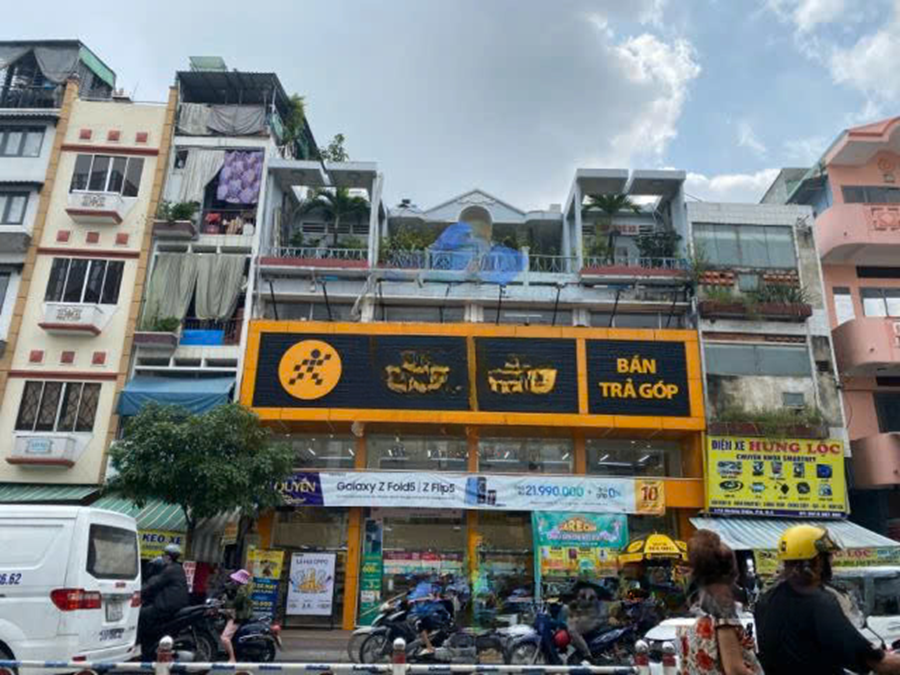 Cho Thuê Mặt Bằng Mặt Tiền 167-169-171 Đường Hoàng Diệu, Phường 9, Quận 4, DT: 12×5.5m, 1 Trệt 1 Lửng 1 Lầu, DTSD 198m2