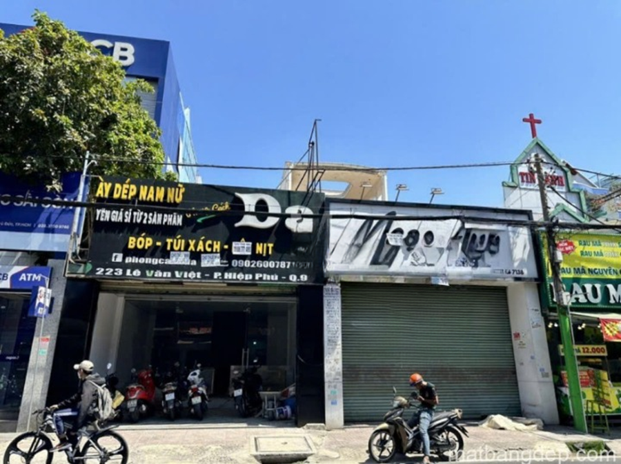 Cho Thuê Mặt Bằng Mặt Tiền 225 Đường Lê Văn Việt, Phường Hiệp Phú, Quận 9, DT: 6x25m, 1 Trệt 1 Lầu, DTSD 300m2