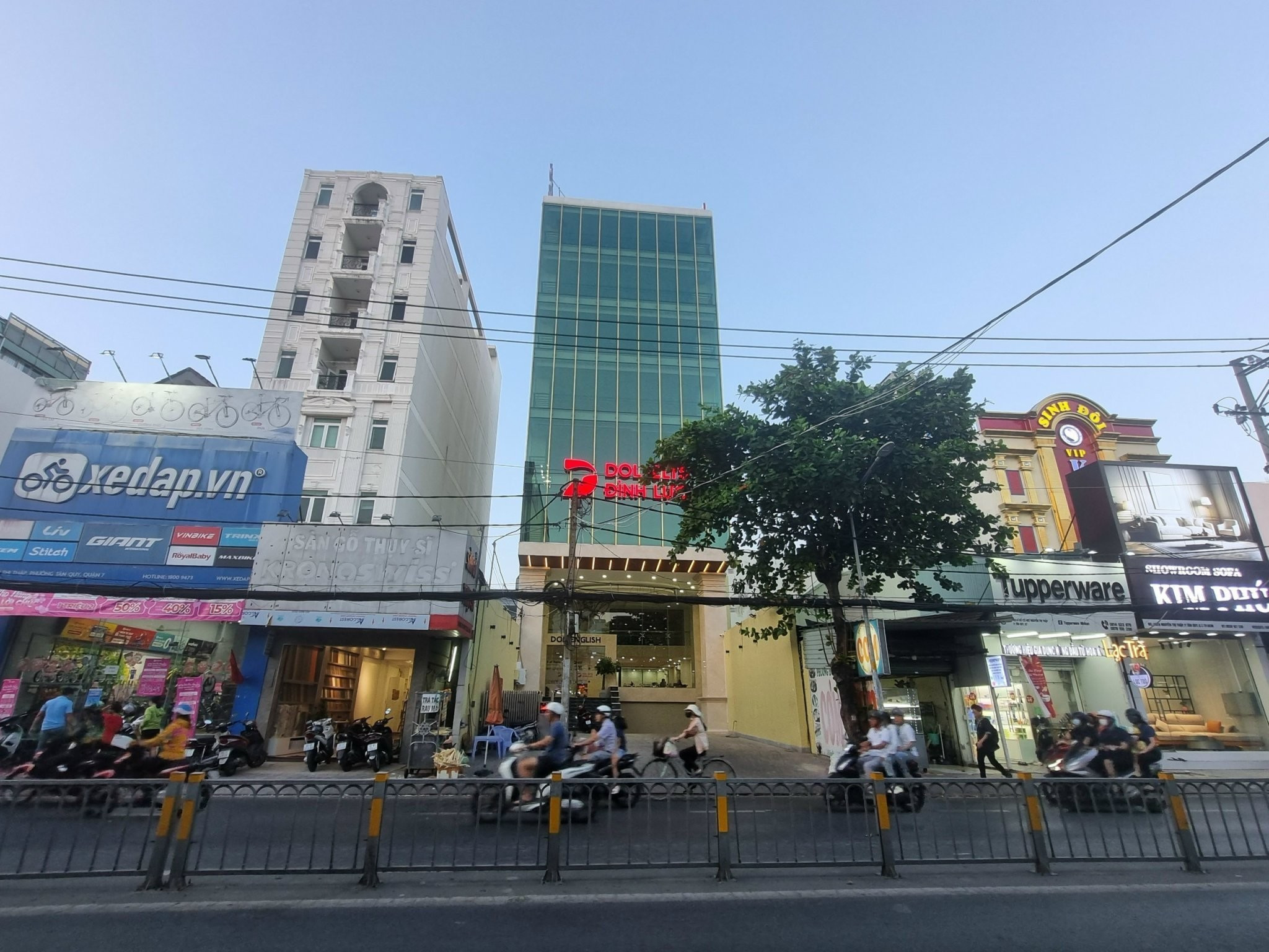 Cho Thuê Mặt Bằng Mặt Tiền Số 456 Đường Nguyễn Thị Thập, Phường Bình Thuận, Quận 7, DT: 10x24m 1 hầm, 1 trệt, 6 lầu, TM, DTSD: 1680 m2