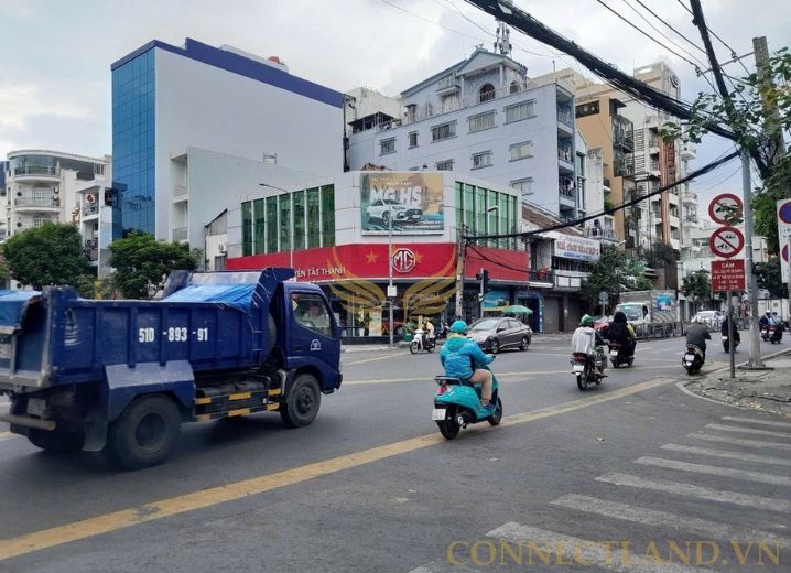 Cho Thuê Tòa Nhà 92-94-96 Nguyễn Tất Thành Phường 12 Quận 4