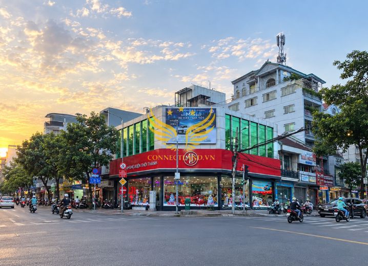 Cho Thuê Tòa Nhà 92-94-96 Nguyễn Tất Thành Phường 12 Quận 4