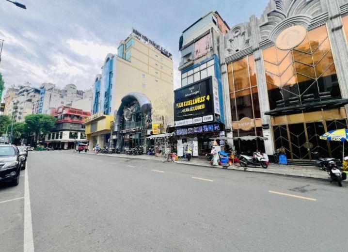 Cho Thuê Mặt Bằng 16-18-20 Thủ Khoa Huân Phường Bến Thành Quận 1