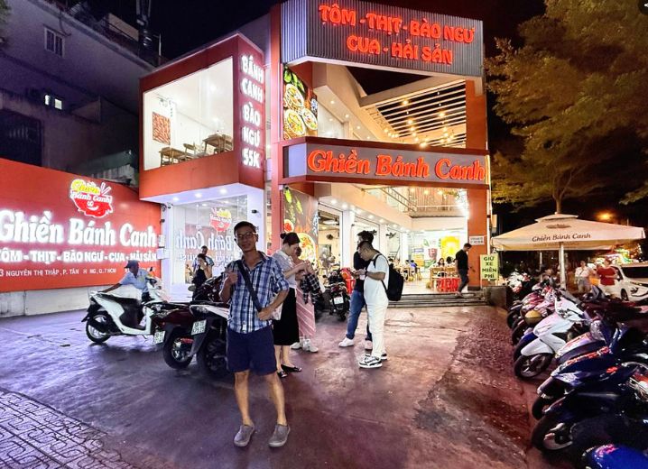 Cho Thuê Mặt Bằng Góc 2MT 573 Nguyễn Thị Thập Phường Tân Phong Quận 7