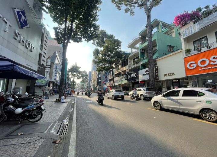 Cho Thuê Mặt Bằng Mặt Tiền Số 86-88 Nguyễn Trãi Phường 3 Quận 5