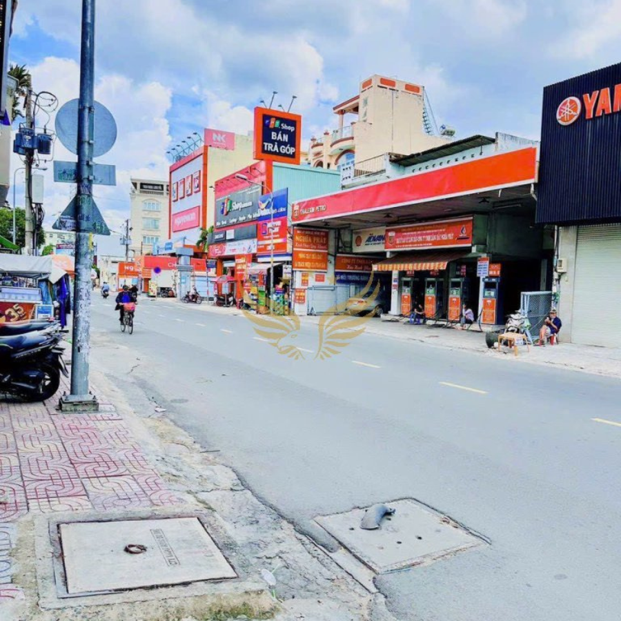 Cho Thuê Nhà Mặt Tiền số 541 Đường Lạc Long Quân, Phường 10, Quận Tân Bình, DT: 8.1x21m, 1 hầm 1 trệt 5 lầu TM ST, DTSD: 1.000 m2