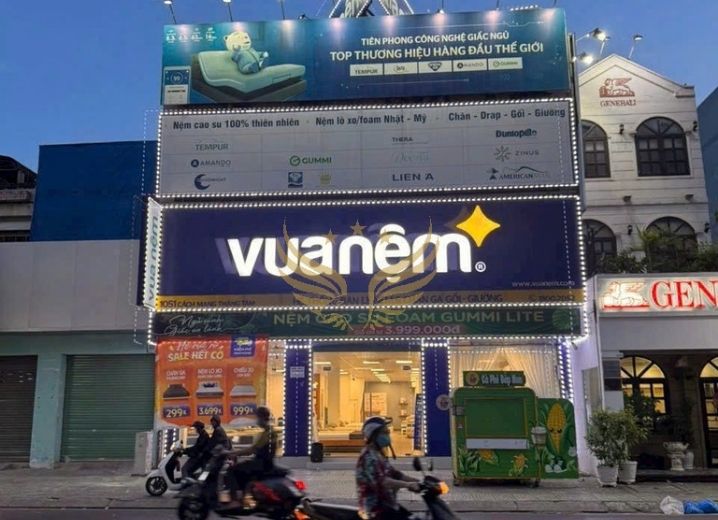 Cho Thuê Mặt Bằng 1051-1053 Cách Mạng Tháng Tám Phường 7 Quận Tân Bình