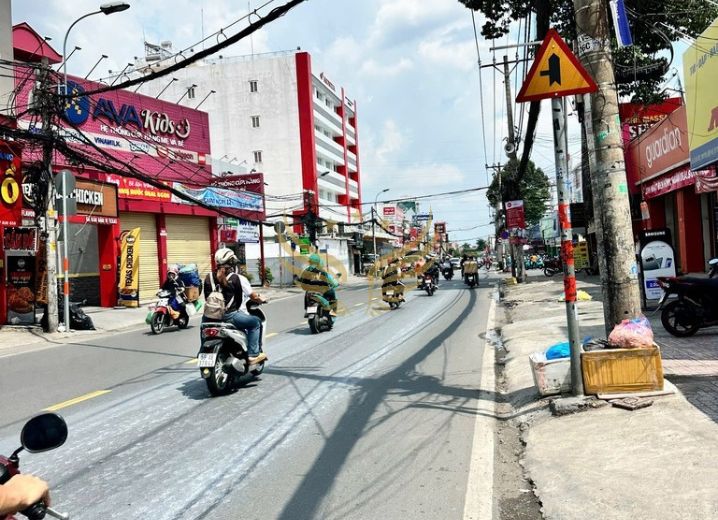 Cho Thuê Mặt Bằng 93-95 Lê Văn Việt Phường Hiệp Phú Quận 9