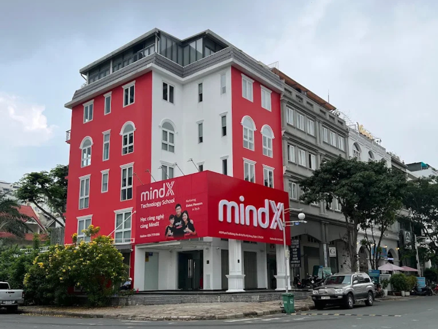 Cho Thuê Mặt Bằng GÓC 2MT Số 490 Đường Phạm Thái Bường – Đường U, Phường Tân Phong, Quận 7, DT: 9×18.5m, 1 hầm 1 trệt 1 lửng 3 lầu ST, DTSD: 820m2